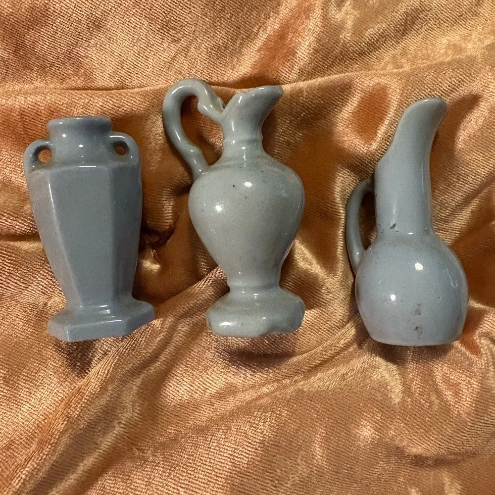 Miniature Vase Set Made in Occupied Japan Vintage Antique Roses Cute Porcelain - Picture 2 of 4